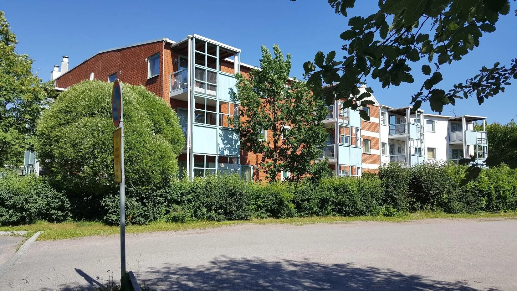 Sokkelin vedeneristyksen saneeraus Vantaalla ja Keravalla: merkit, tutkimukset ja työvaiheet